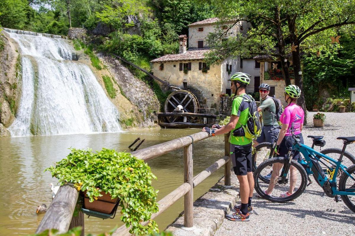 Agriturismo Al Credazzo Farra di Soligo Kültér fotó